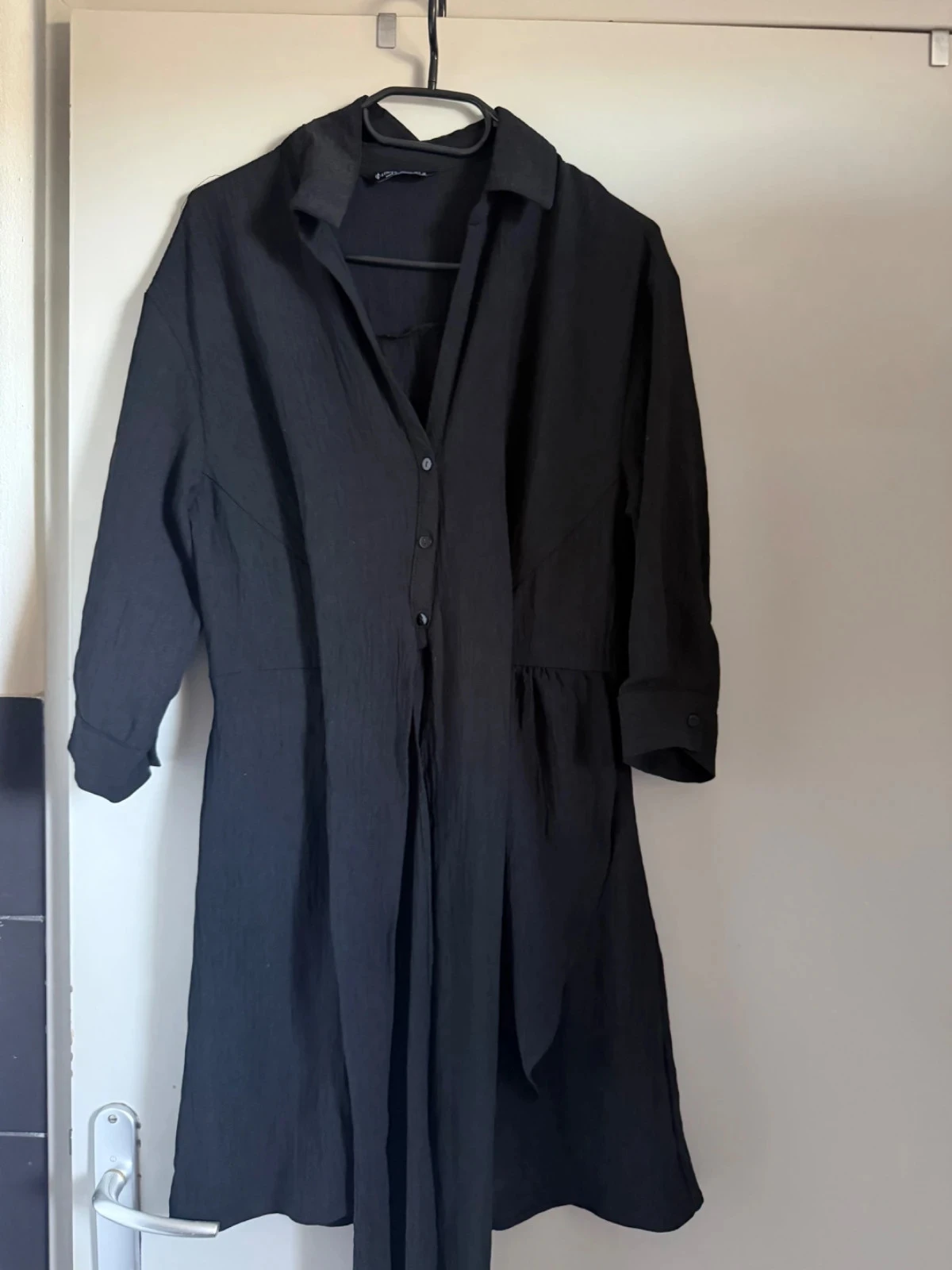 Robe chemise noire à nouer Stradivarius - Taille M (38)